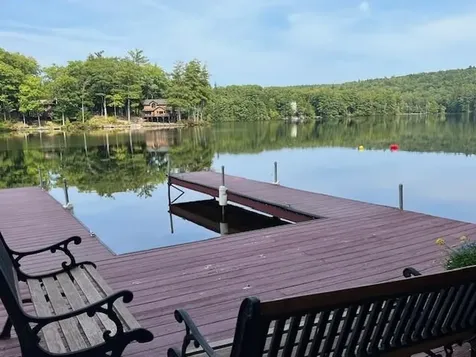 75 Winter Road Weare NH 03281