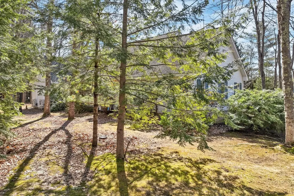 114 Parade Road Barnstead NH 03218