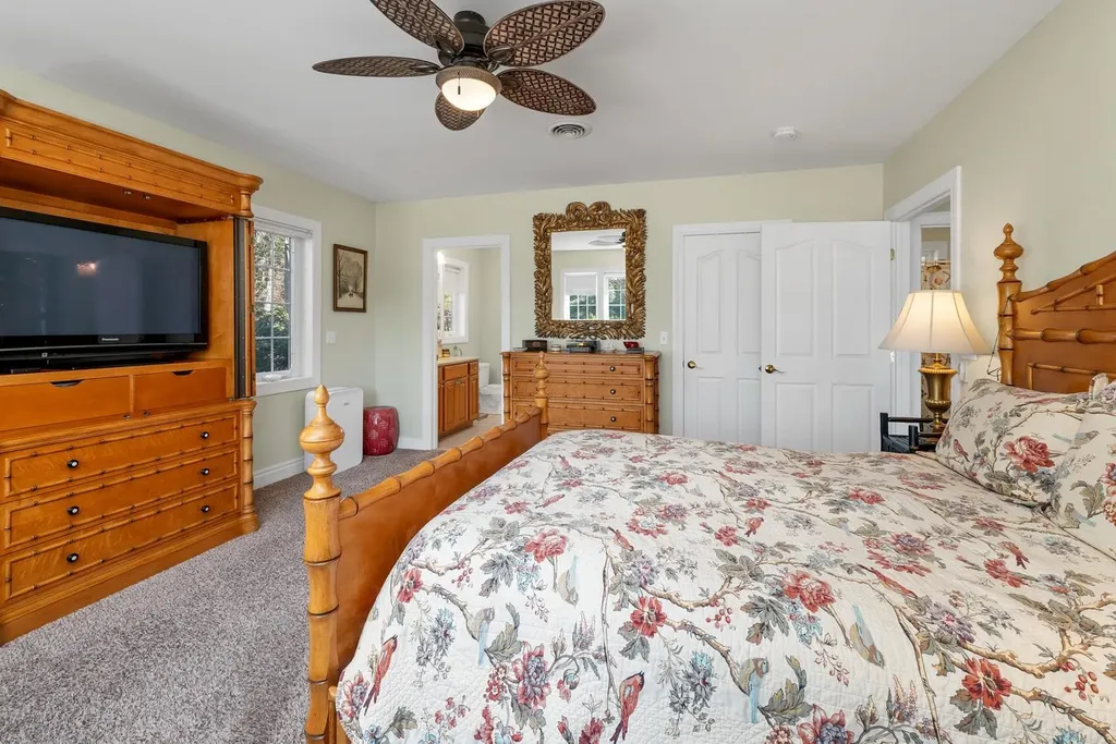 114 Parade Road Barnstead NH 03218