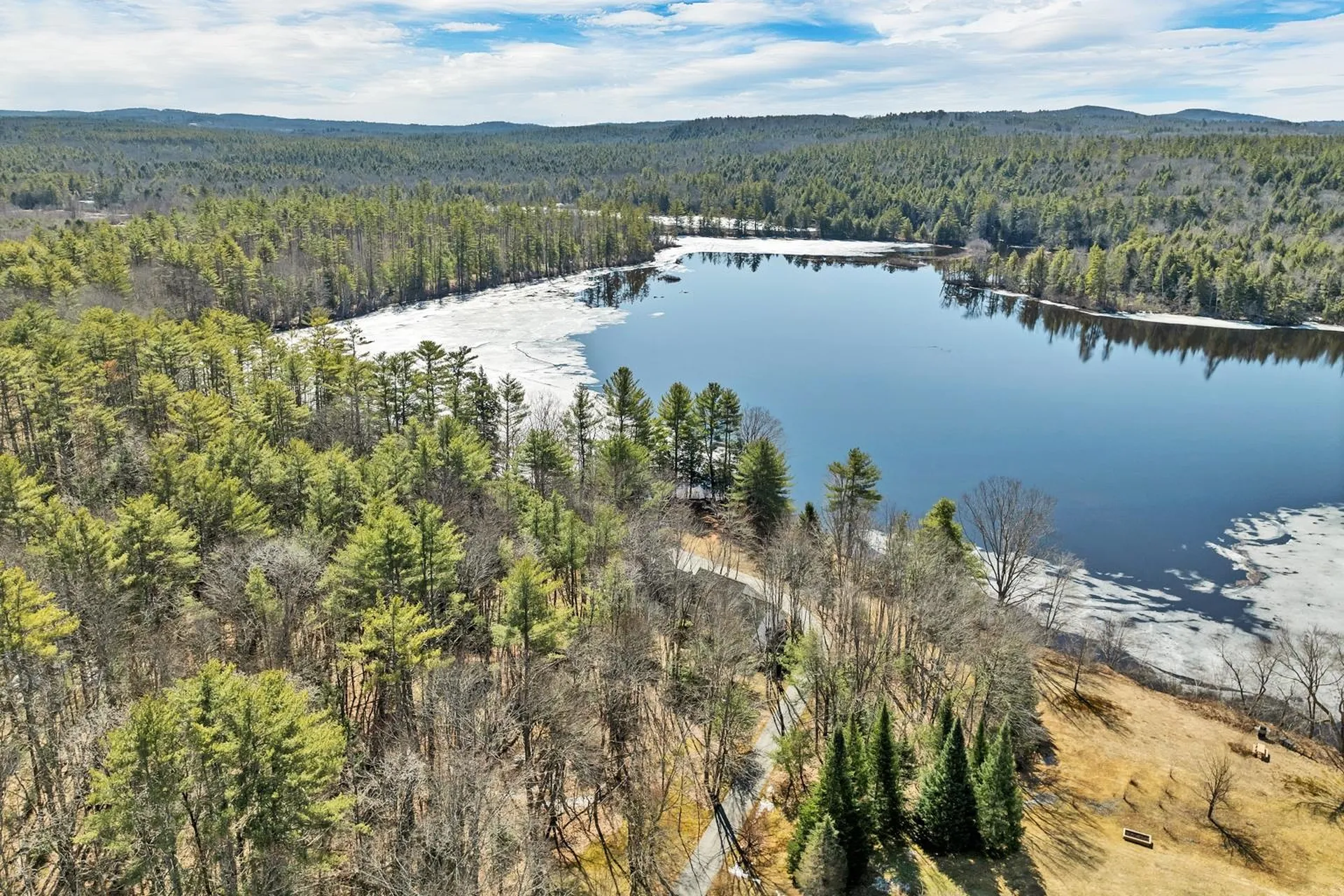 114 Parade Road Barnstead NH 03218