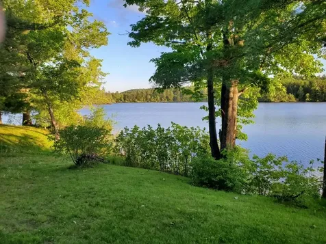 114 Parade Road Barnstead NH 03218