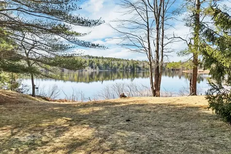 114 Parade Road Barnstead NH 03218