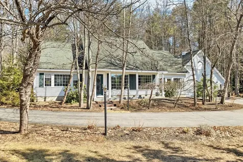 114 Parade Road Barnstead NH 03218