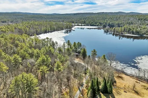 114 Parade Road Barnstead NH 03218