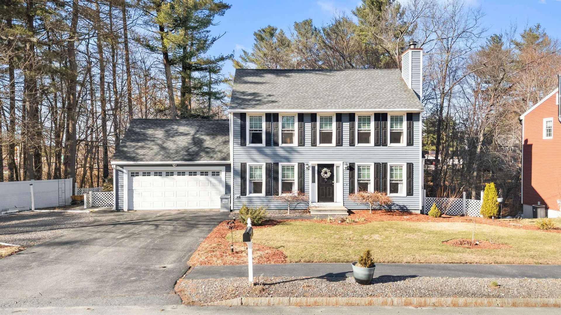 5 Kelly Street Nashua NH 03062