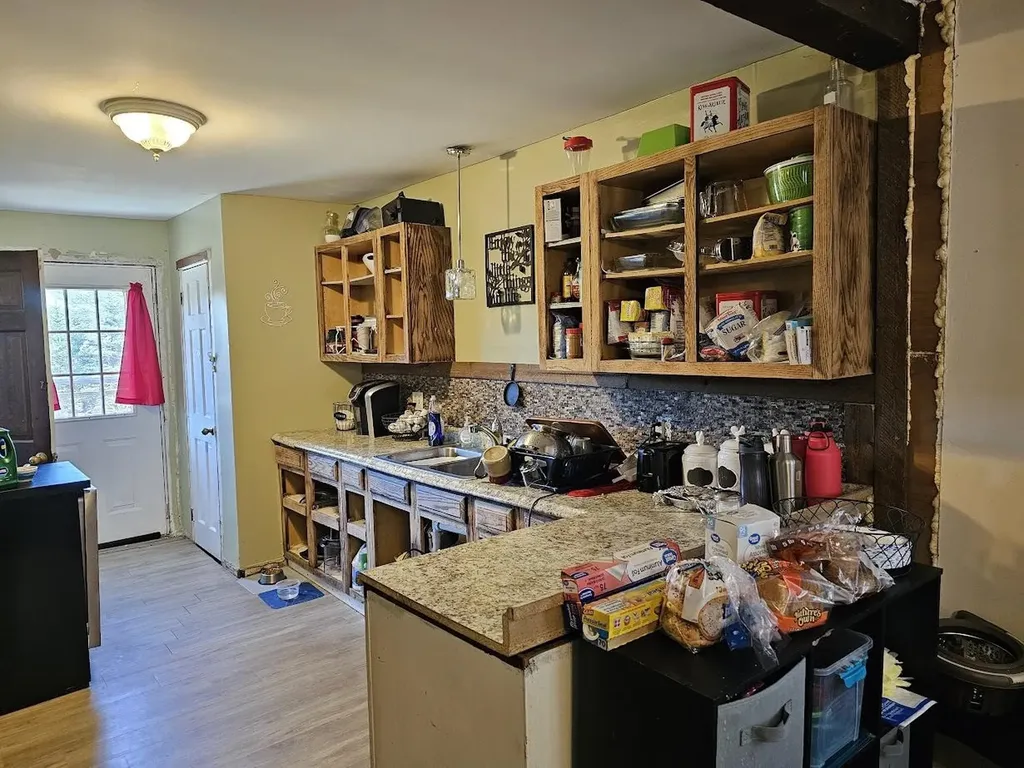 8 Stewart Avenue Claremont NH 03743