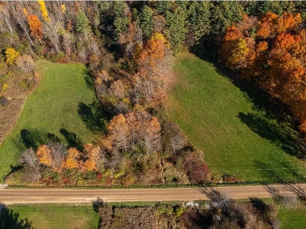 153 Shackett Road Leicester VT 05733