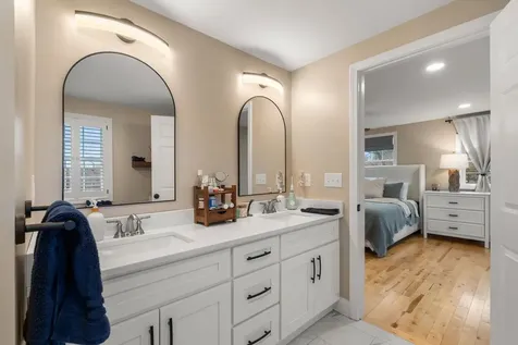 7 Mount Pleasant Street Derry NH 03038