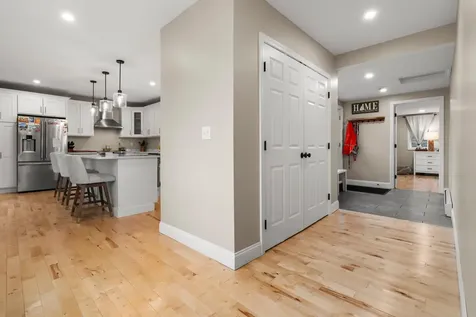 7 Mount Pleasant Street Derry NH 03038