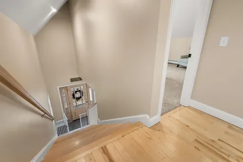 7 Mount Pleasant Street Derry NH 03038