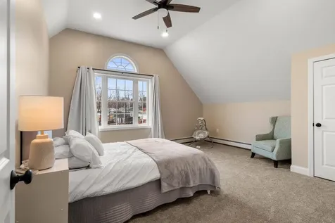 7 Mount Pleasant Street Derry NH 03038