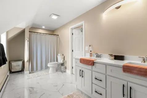 7 Mount Pleasant Street Derry NH 03038