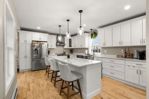 7 Mount Pleasant Street Derry NH 03038