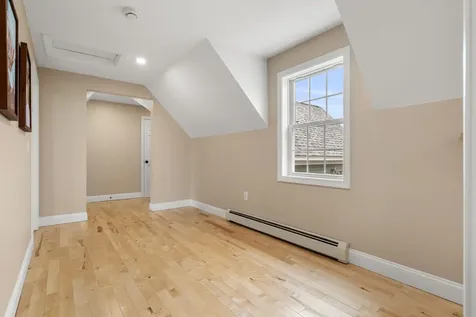 7 Mount Pleasant Street Derry NH 03038