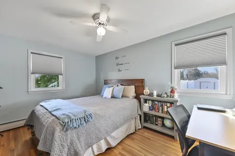 32 Seminole Drive Nashua NH 03063