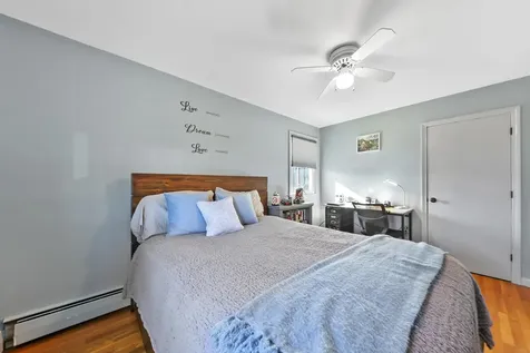32 Seminole Drive Nashua NH 03063