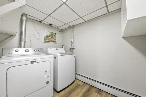 32 Seminole Drive Nashua NH 03063