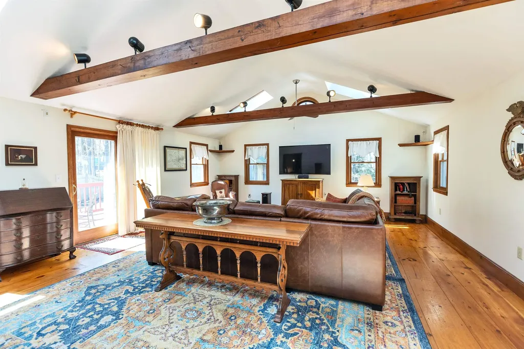 33 Millbrook Drive Milford NH 03055