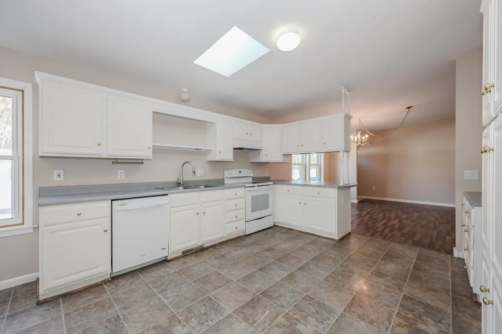 223 Tucker Drive Hopkinton NH 03229