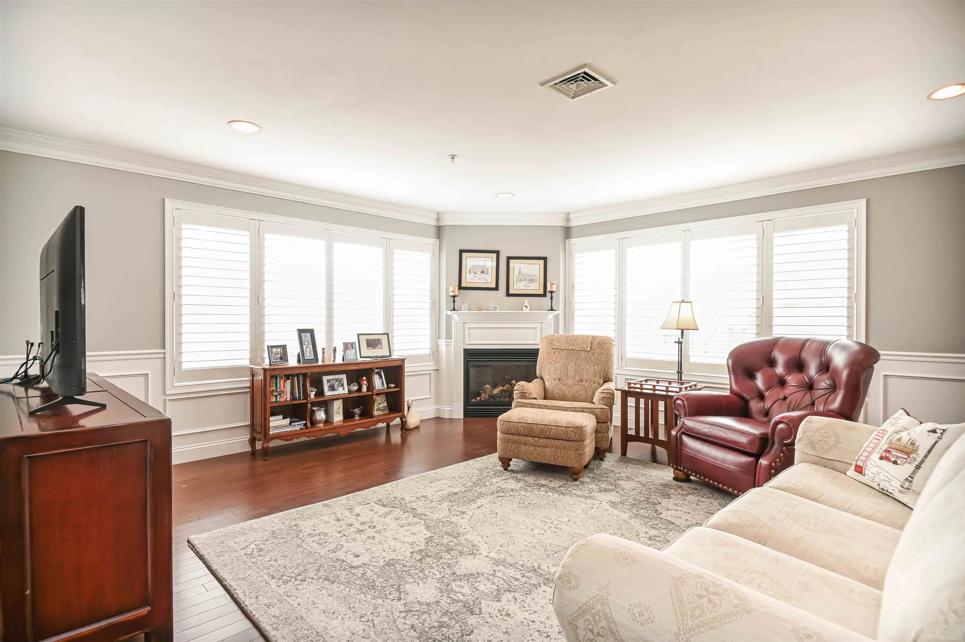 5 Sterling Hill Lane Exeter NH 03833-4902