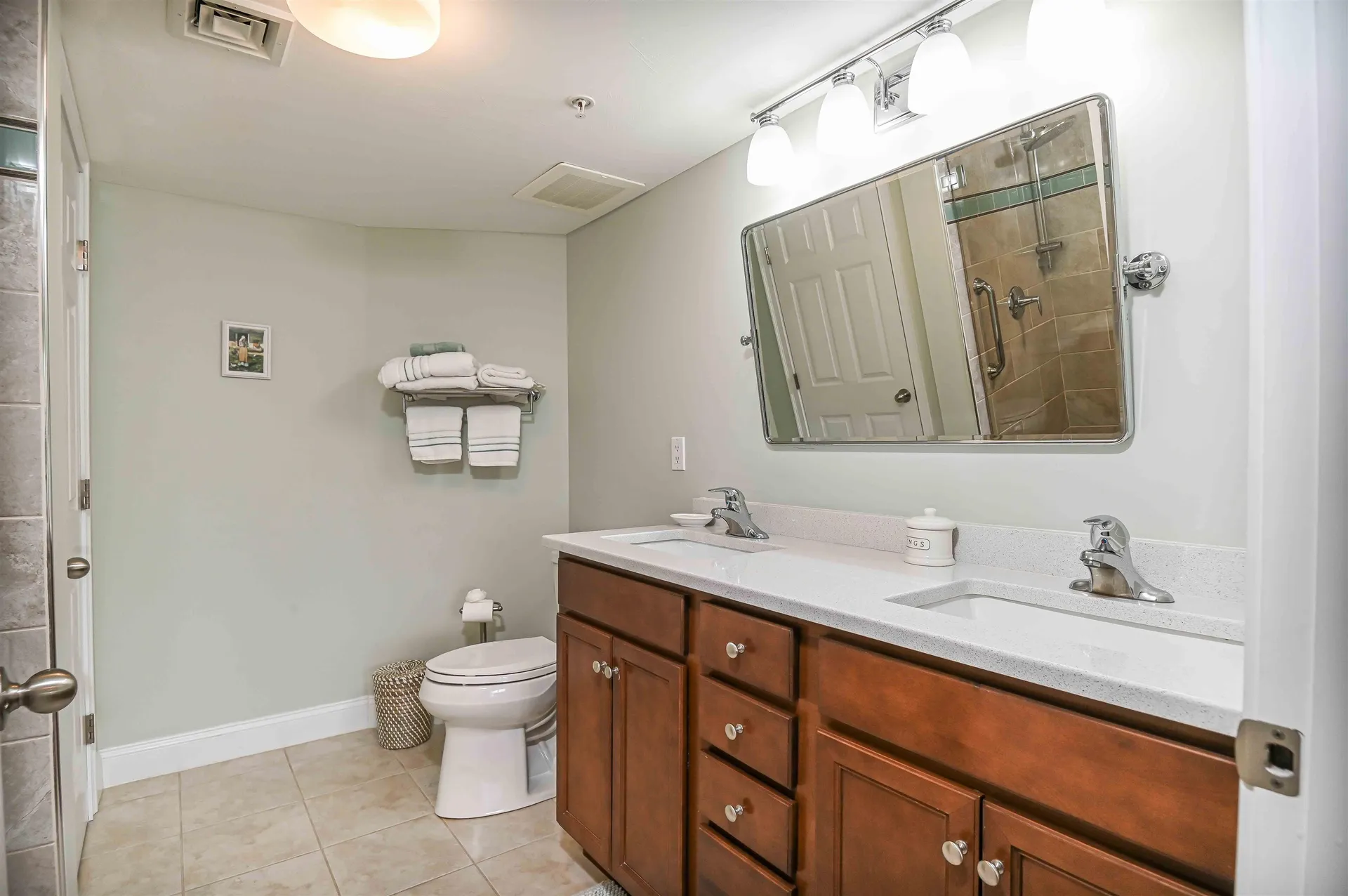 5 Sterling Hill Lane Exeter NH 03833-4902