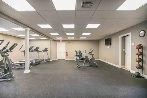 5 Sterling Hill Lane Exeter NH 03833-4902