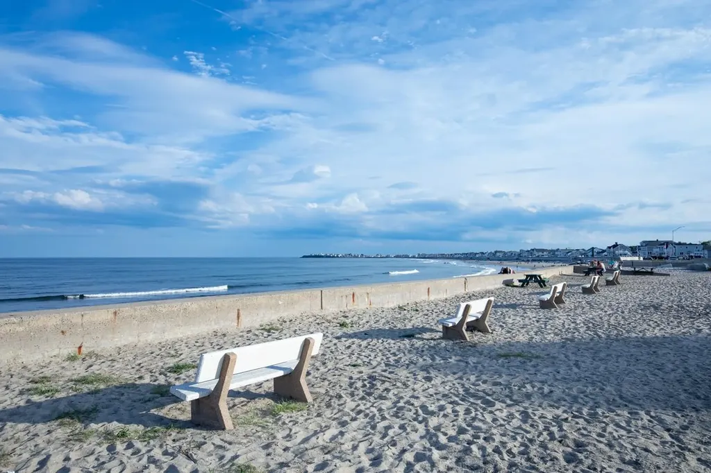 933 Ocean Boulevard Hampton NH 03842
