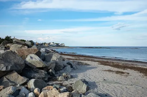 933 Ocean Boulevard Hampton NH 03842