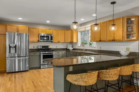 10 Patricia Street Hampton NH 03842
