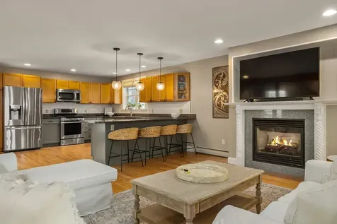 10 Patricia Street Hampton NH 03842