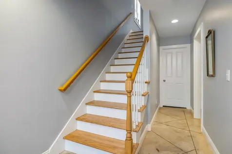 10 Patricia Street Hampton NH 03842