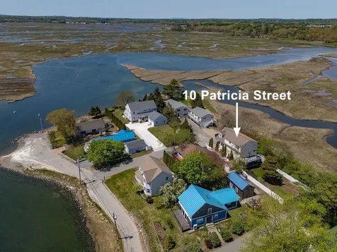 10 Patricia Street Hampton NH 03842