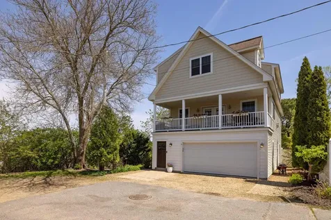 10 Patricia Street Hampton NH 03842