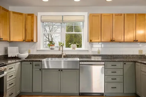 10 Patricia Street Hampton NH 03842