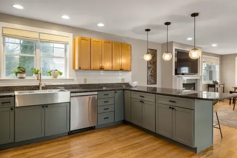 10 Patricia Street Hampton NH 03842