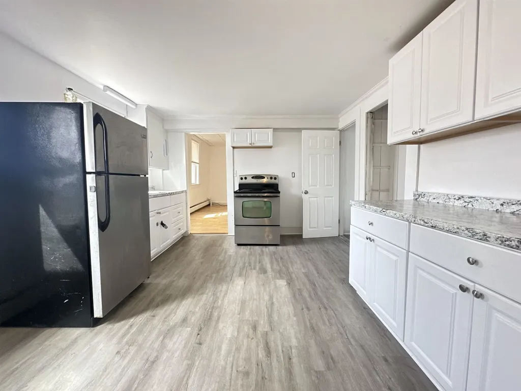 24 South Street Somersworth NH 03878