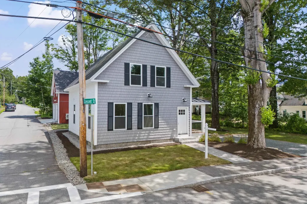 40 Rush Road Henniker NH 03242