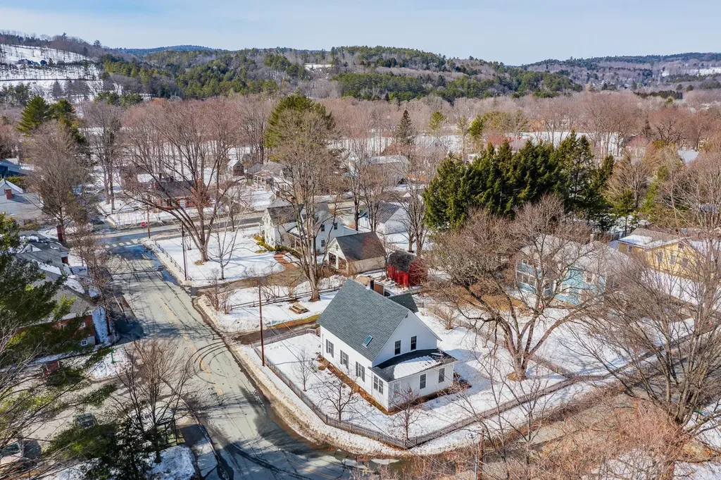 11 Hazen Street Norwich VT 05055