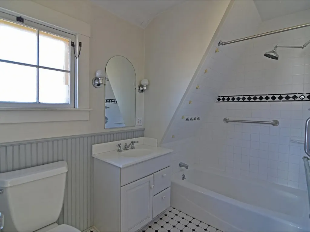 32 Wilson Street Burlington VT 05401