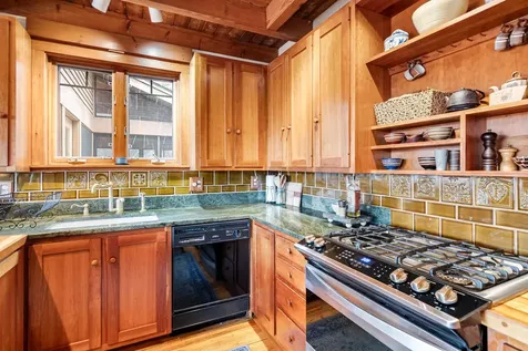 6 Fox Lane Westford VT 05494