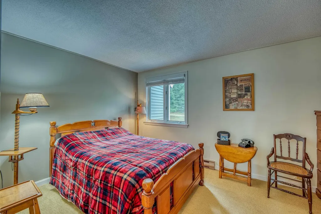 51 Mountain River East Road Thornton NH 03285