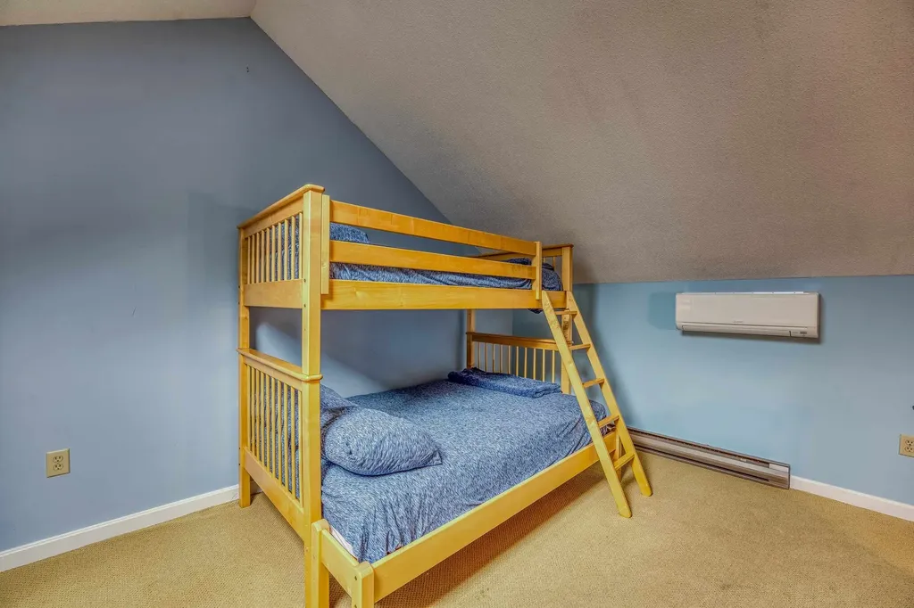 51 Mountain River East Road Thornton NH 03285