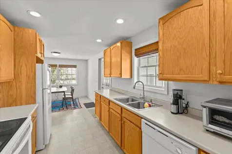 80 Cross Parkway Burlington VT 05408