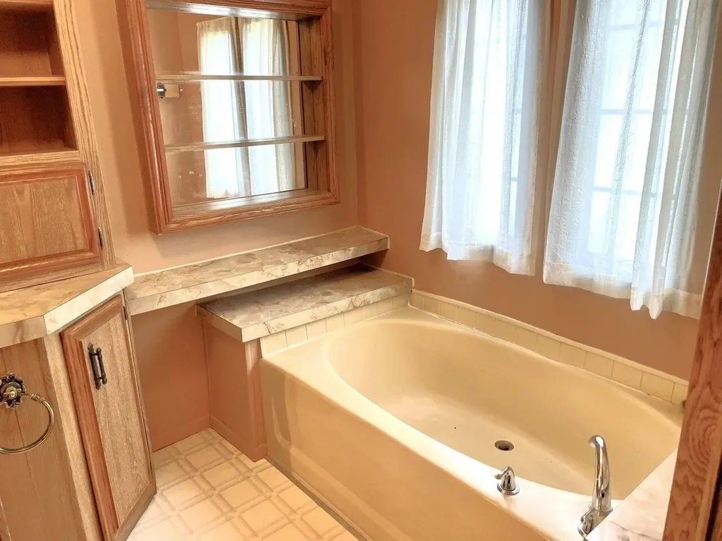 235 Waverly Circle Colchester VT 05446