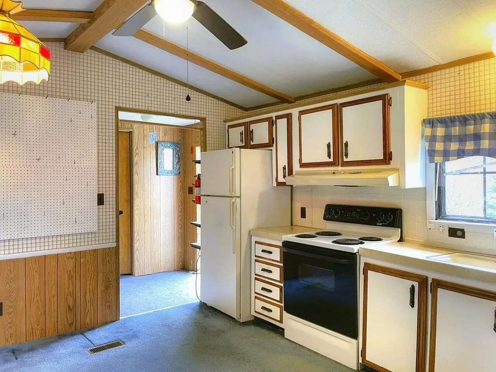 235 Waverly Circle Colchester VT 05446