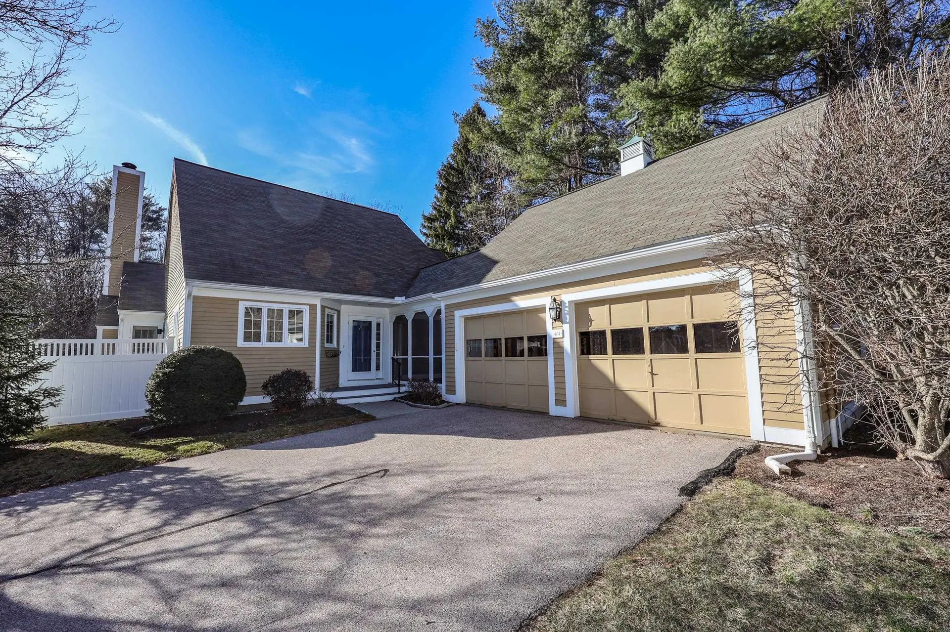 404 Straw Hill Road Manchester NH 03104