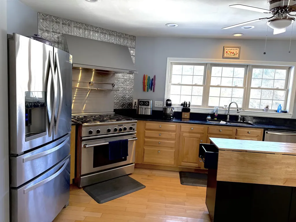 152 Overlook Drive Lyndon VT 05851