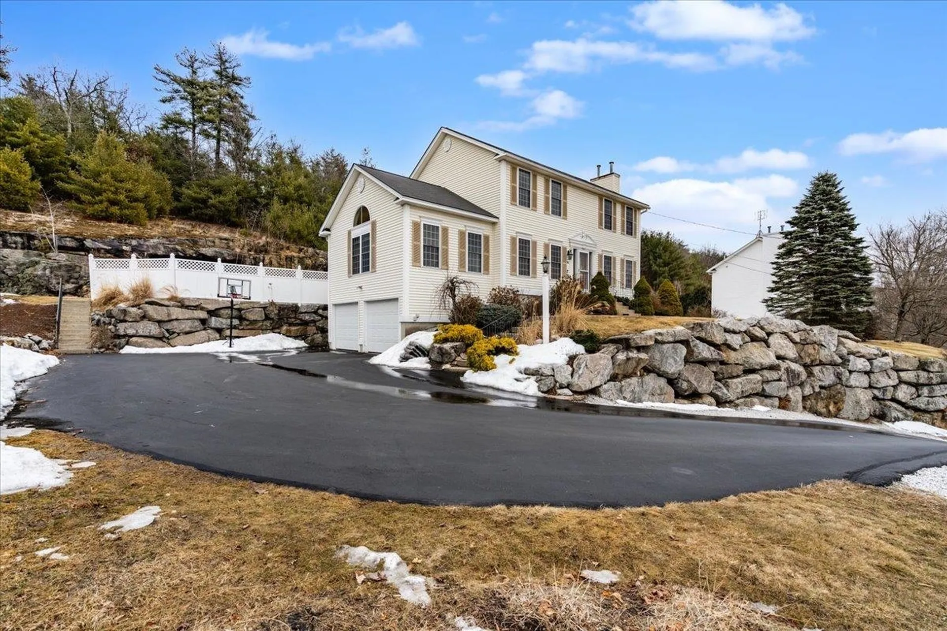 94 Rosegate Farm Drive Manchester NH 03109