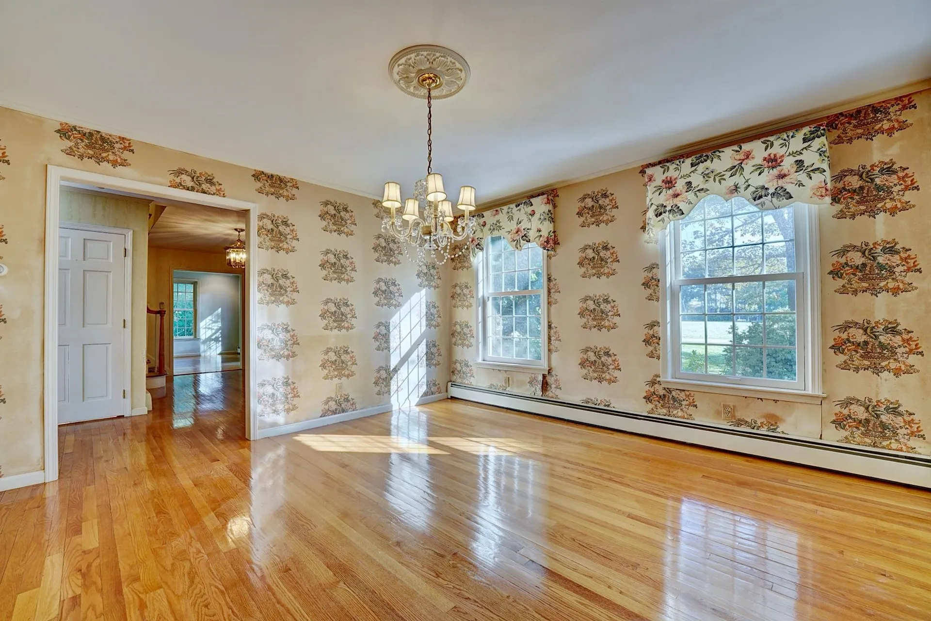 5 Runnymede Drive North Hampton NH 03862