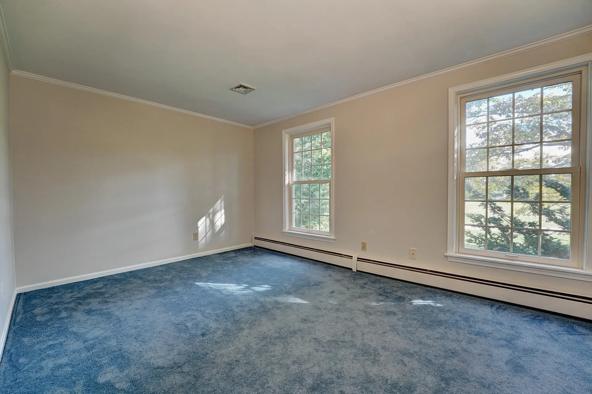 5 Runnymede Drive North Hampton NH 03862